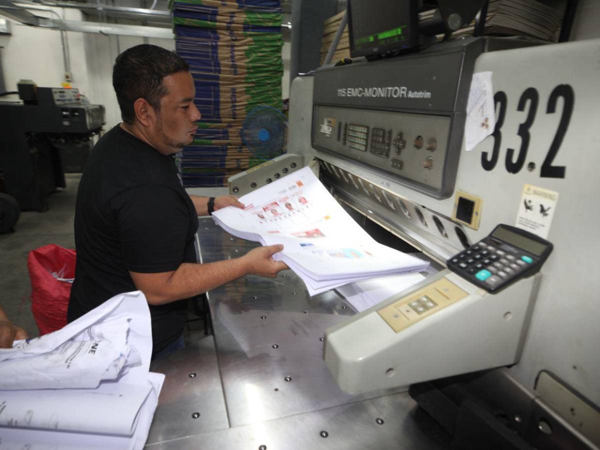 Inicia el proceso de impresión de papeletas electorales para las primarias 2025