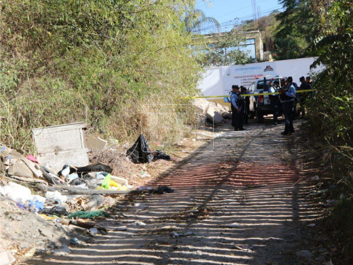 Con las manos amarradas y dentro de bolsas: así hallaron un cuerpo sin vida en Tegucigalpa
