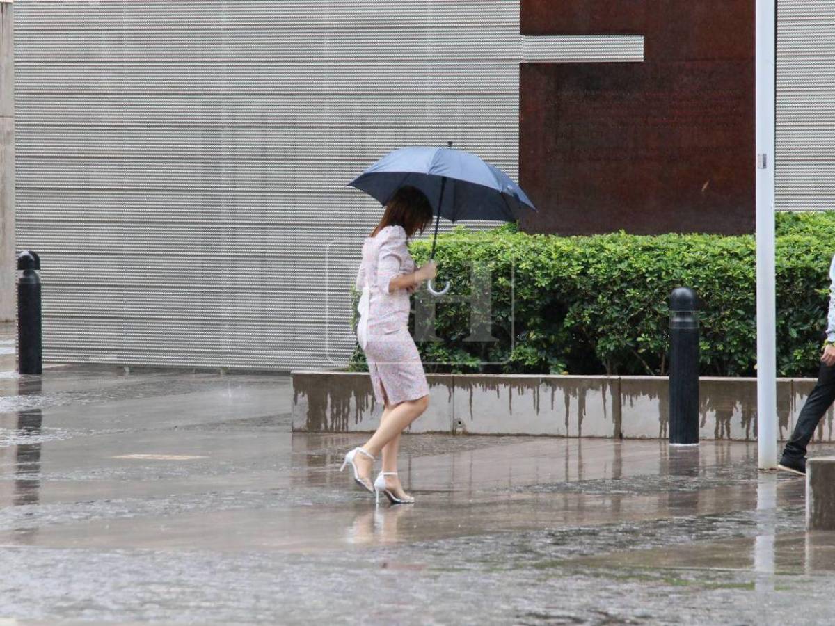 Lluvias en apenas seis departamentos y altas temperaturas en otros este viernes en Honduras