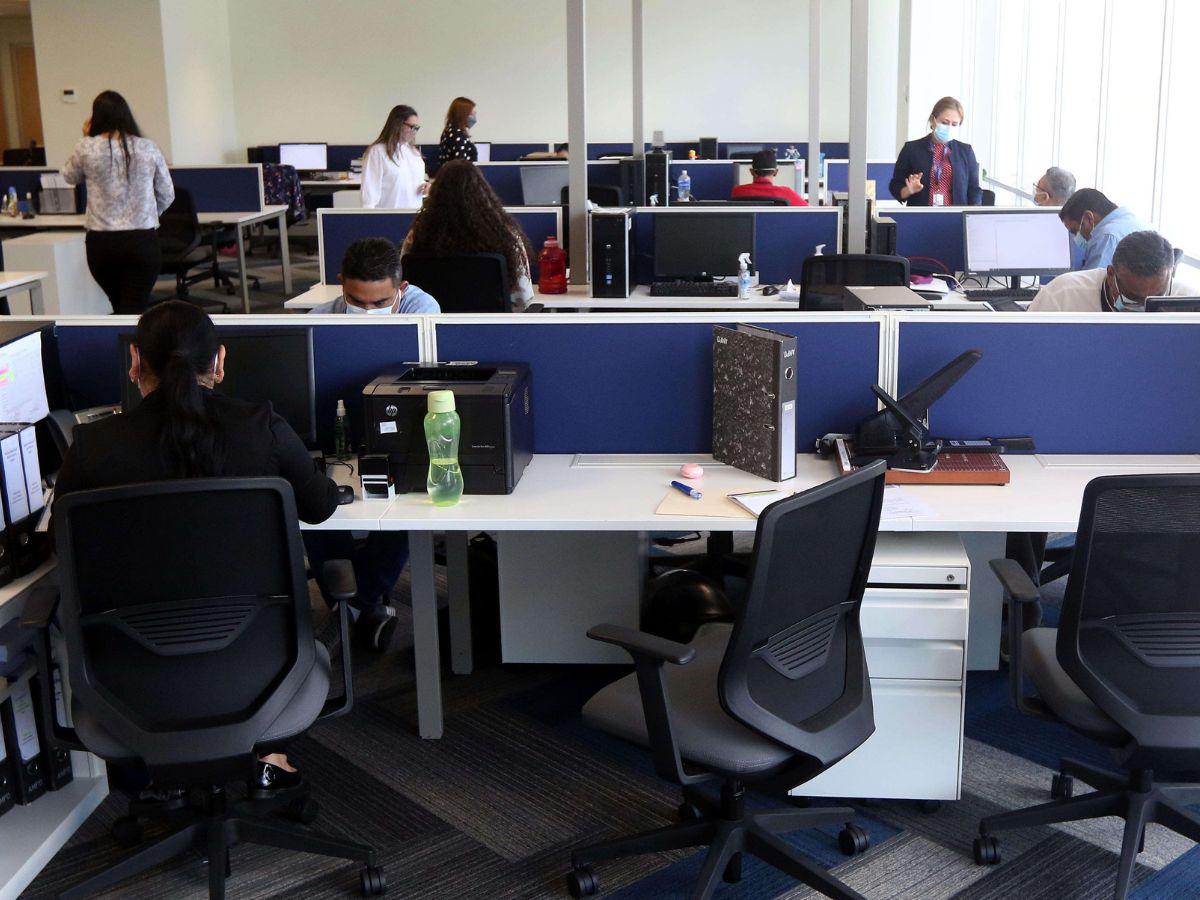 En L 10,191 millones aumentaron fondos para pago de sueldos en presupuesto 2023