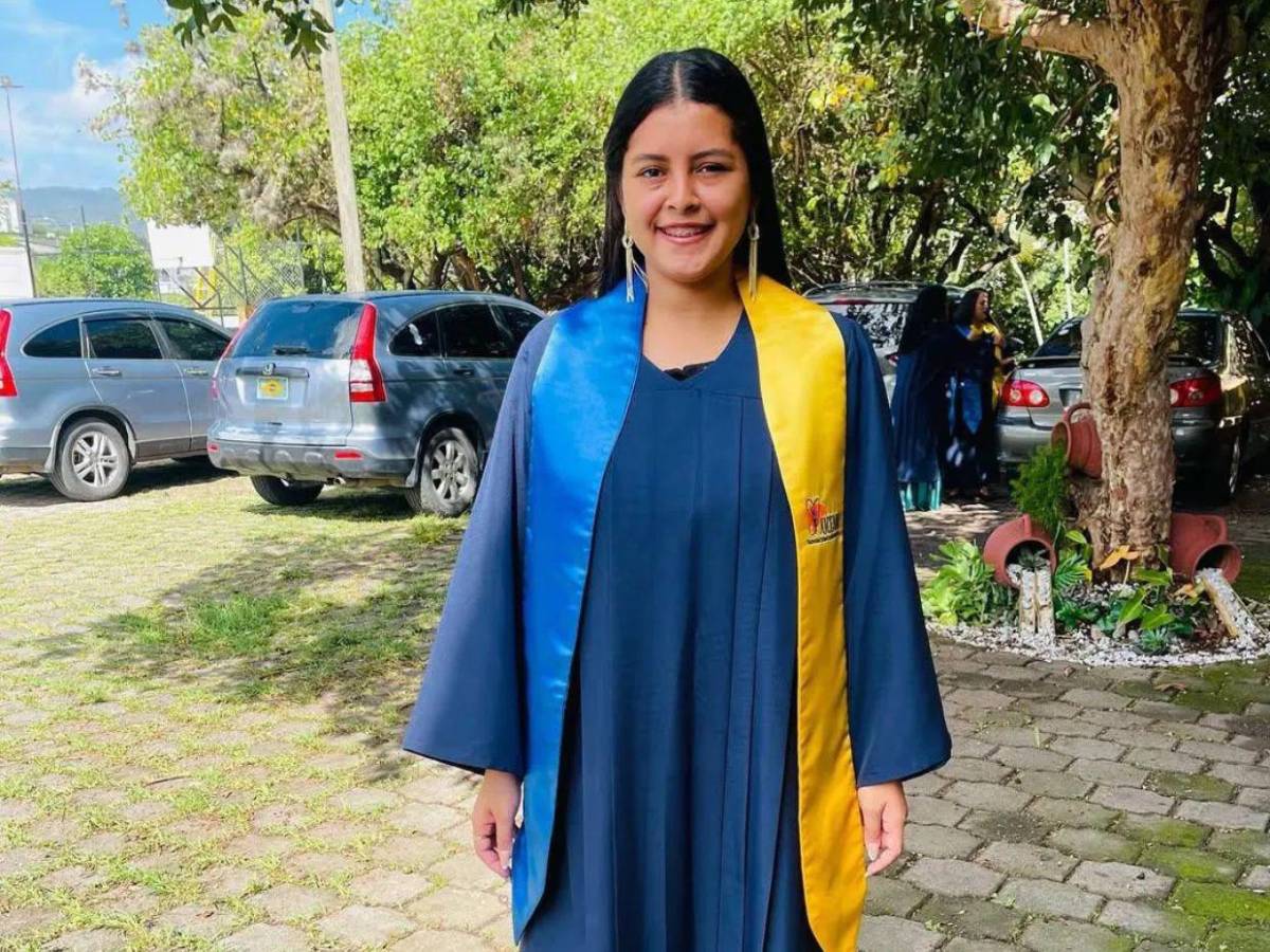 Thalía Corrales murió tras estrellarse con su pick-up en San Lorenzo; su vehículo quedó destruido