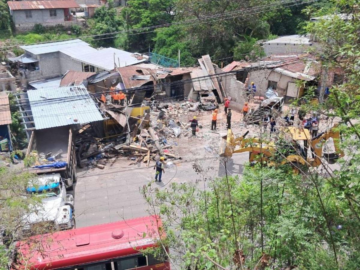 Era hija de un pastor y madre: Evelyn Irías, víctima de mortal accidente en Villa Nueva