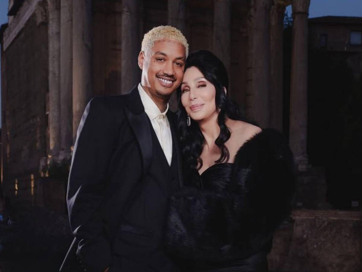 Cher planea casarse con su novio 40 años menor que ella.