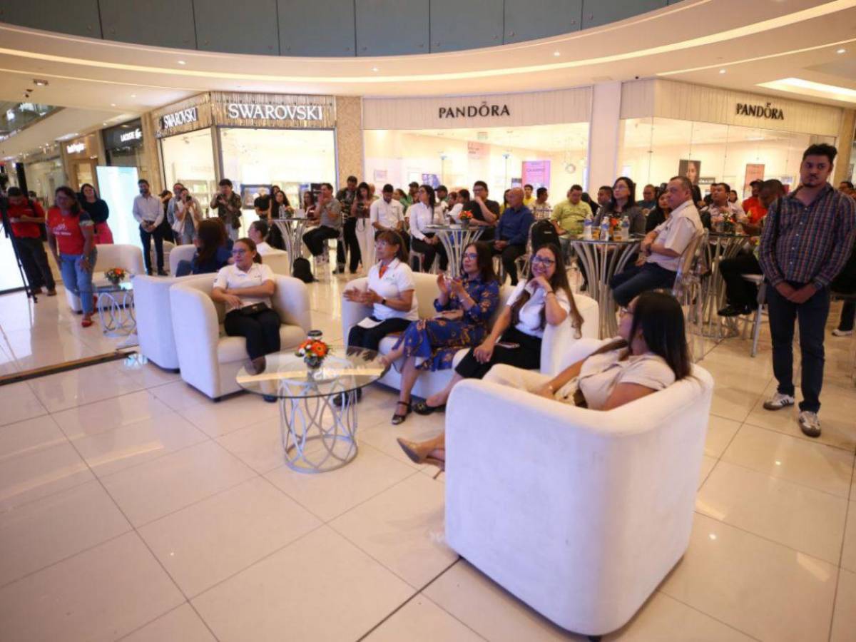 Deporte y solidaridad en lanzamiento de la decimocuarta Vuelta Ciclística EL HERALDO 2025