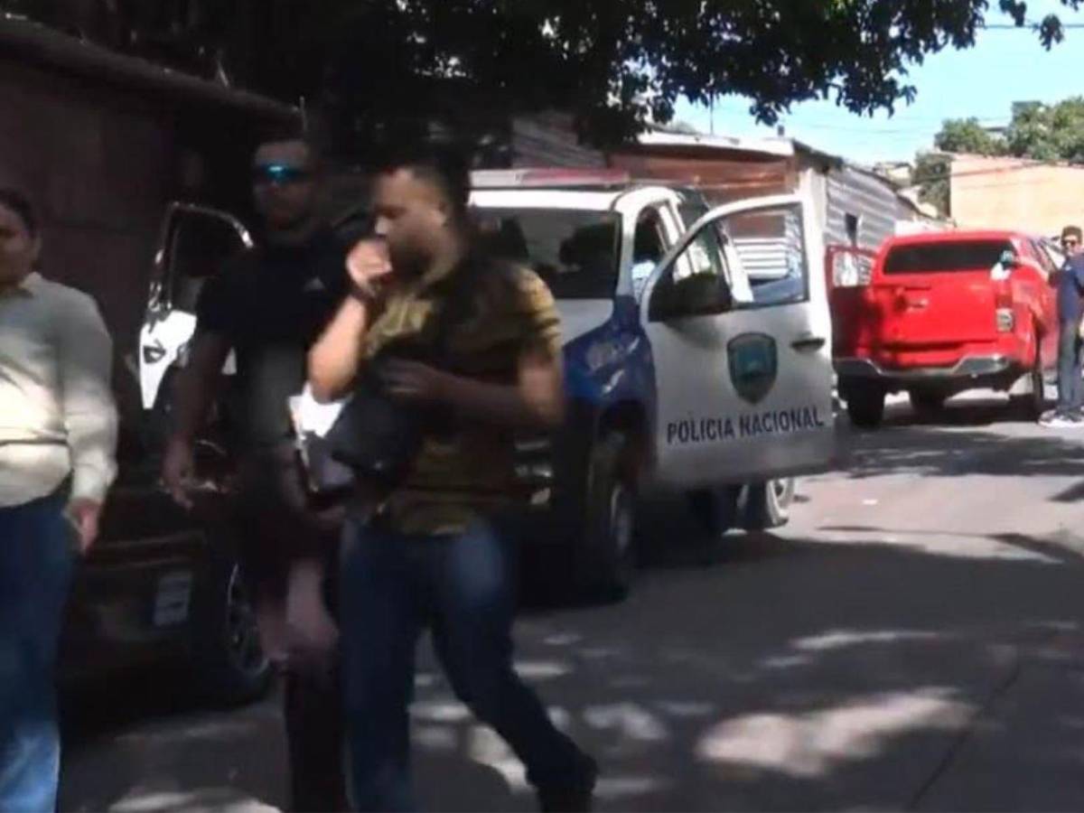 Tenía rastros de cuero cabelludo de su agresor en sus manos: detalles del crimen en el barrio Perpetuo Socorro