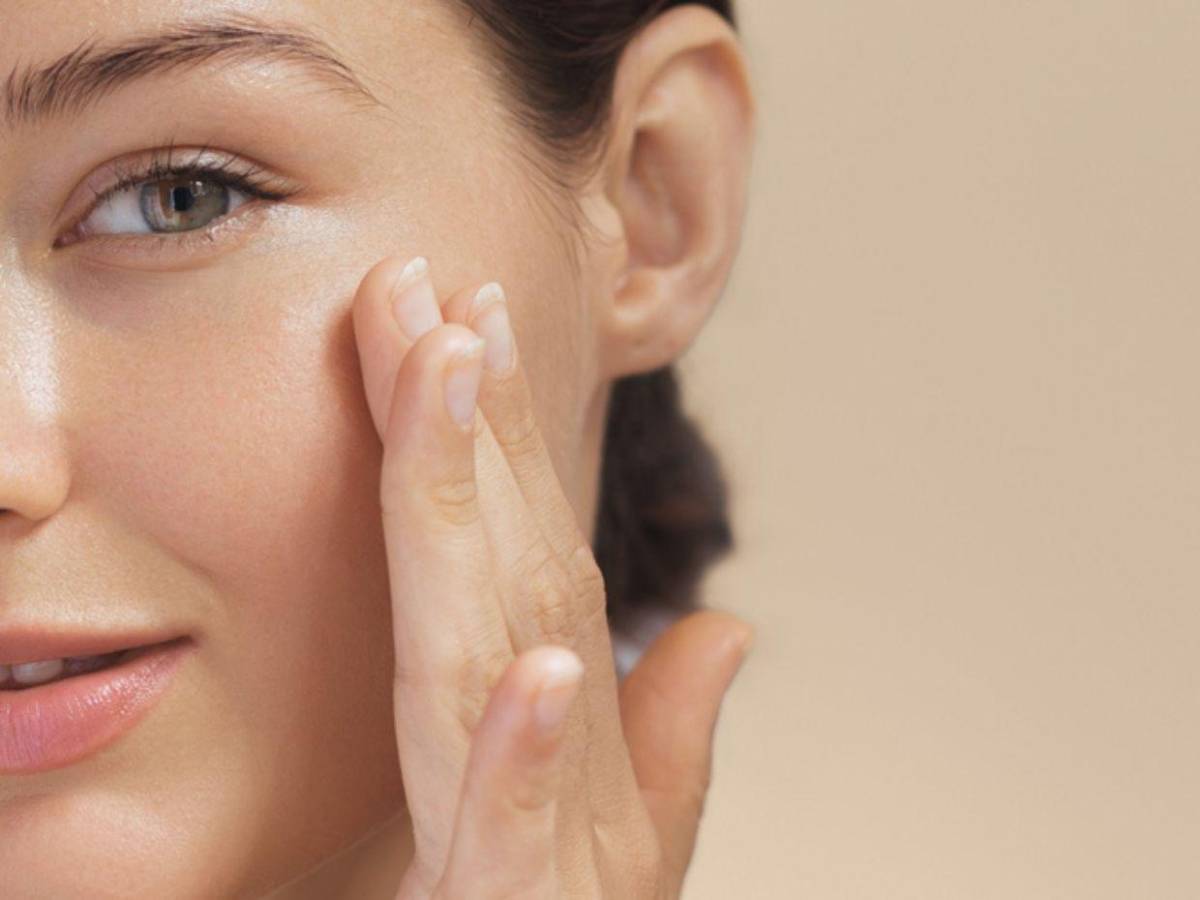 Vitamina K: La aliada definitiva contra ojeras, rojeces y problemas de coagulación