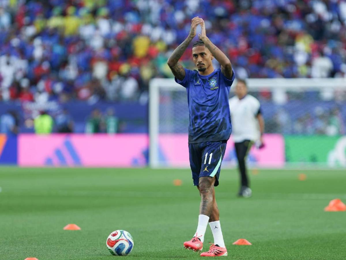 Raphinha sufre millonario robo: Así quedó en vergüenza el delantero de Brasil en pleno Mundial 2026