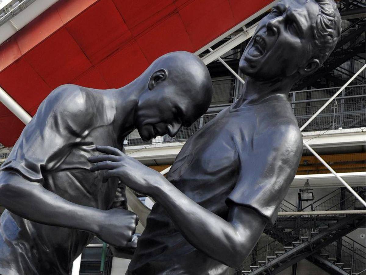 Qatar reinstalará en un museo una estatua sobre el cabezazo de Zidane