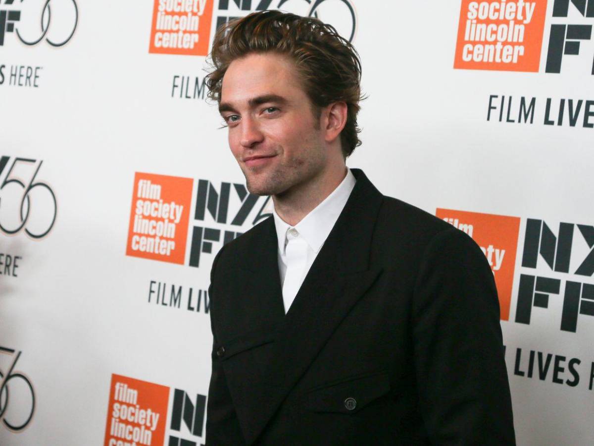 Robert Pattinson revela lo que vivió tras Harry Potter: Me la pasaba tocando en bares