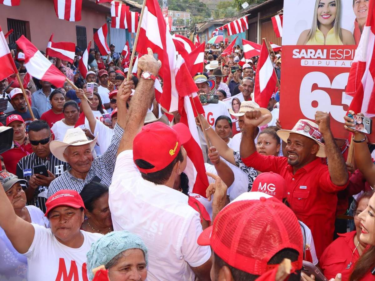 Unificar al PL y sacar al “familión” promete Salvador Nasralla en cierre de campaña