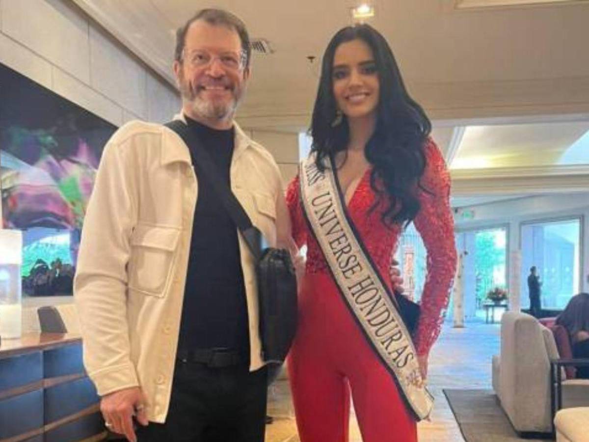 Señalan a Zu Clemente de no devolver vestidos de diseñador que le prestaron