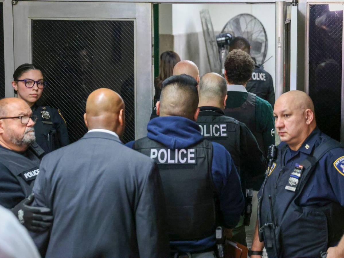 Luigi Mangione regresa al tribunal de Nueva York con chaleco antibalas