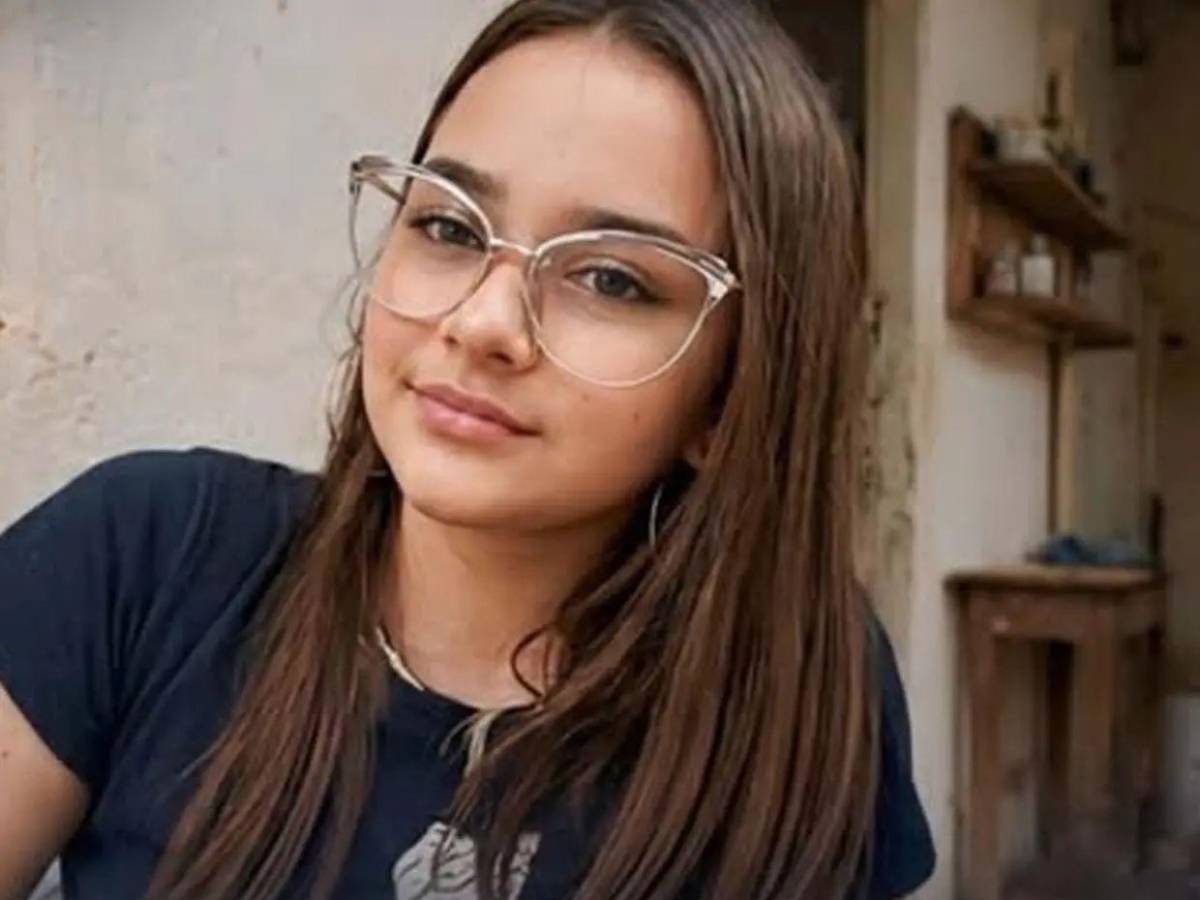 María Souza murió tras ser electrocutada mientras se planchaba el pelo