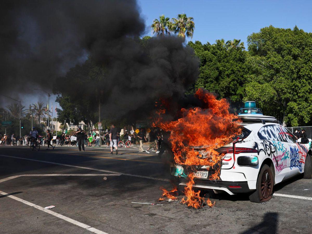 ¿Te detuvo el ICE? Línea de asistencia y recomendaciones de Cancillería para hondureños en EE UU