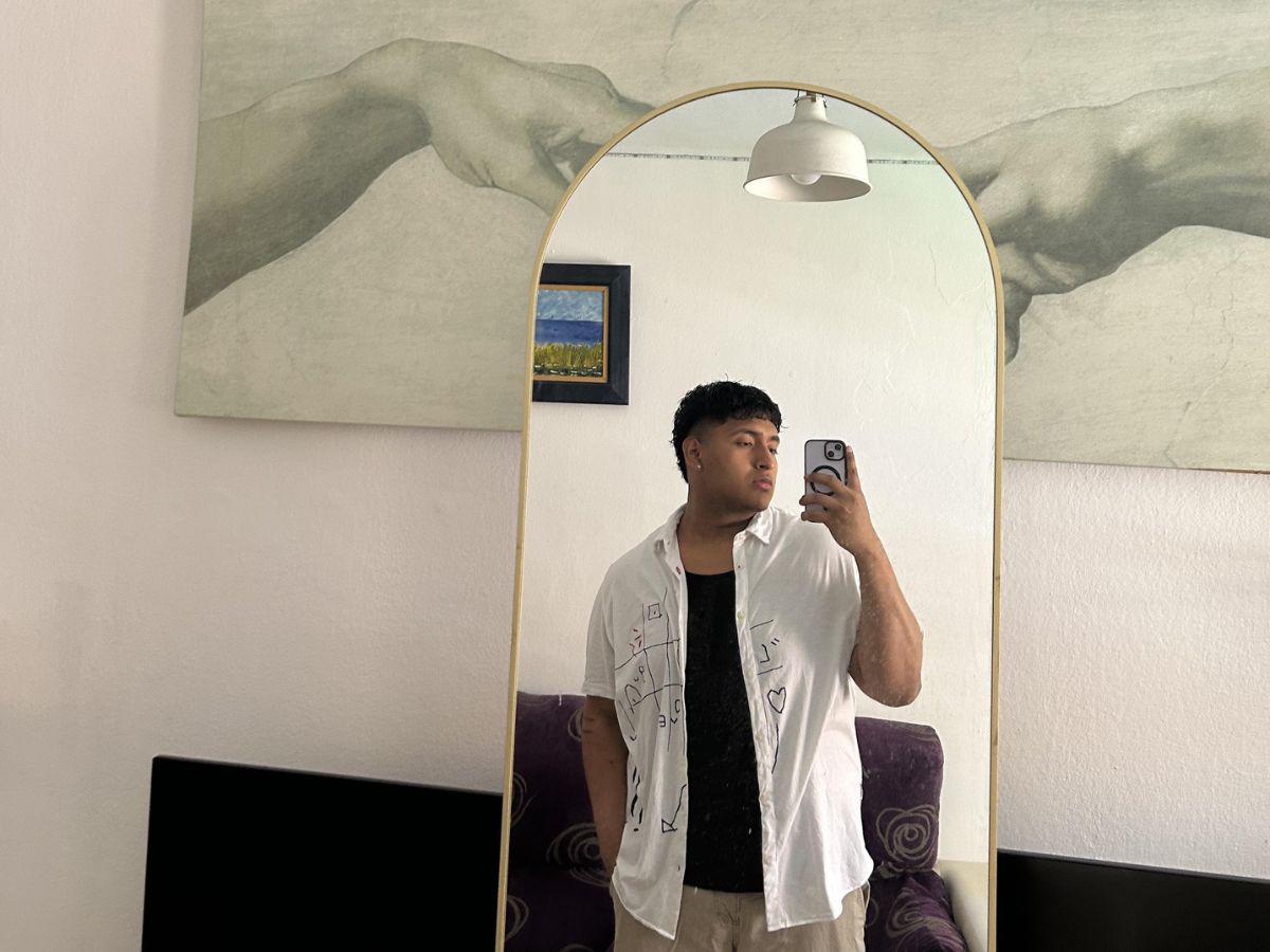 Murió días antes de su cumpleaños: Axel Calderón fue atropellado camino al trabajo en España