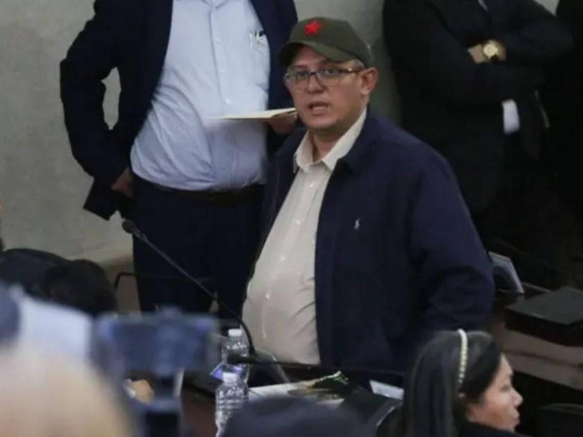 Anomalías en plaza inventada de Edgardo Casaña con la que ganaba L 53 mil mensuales