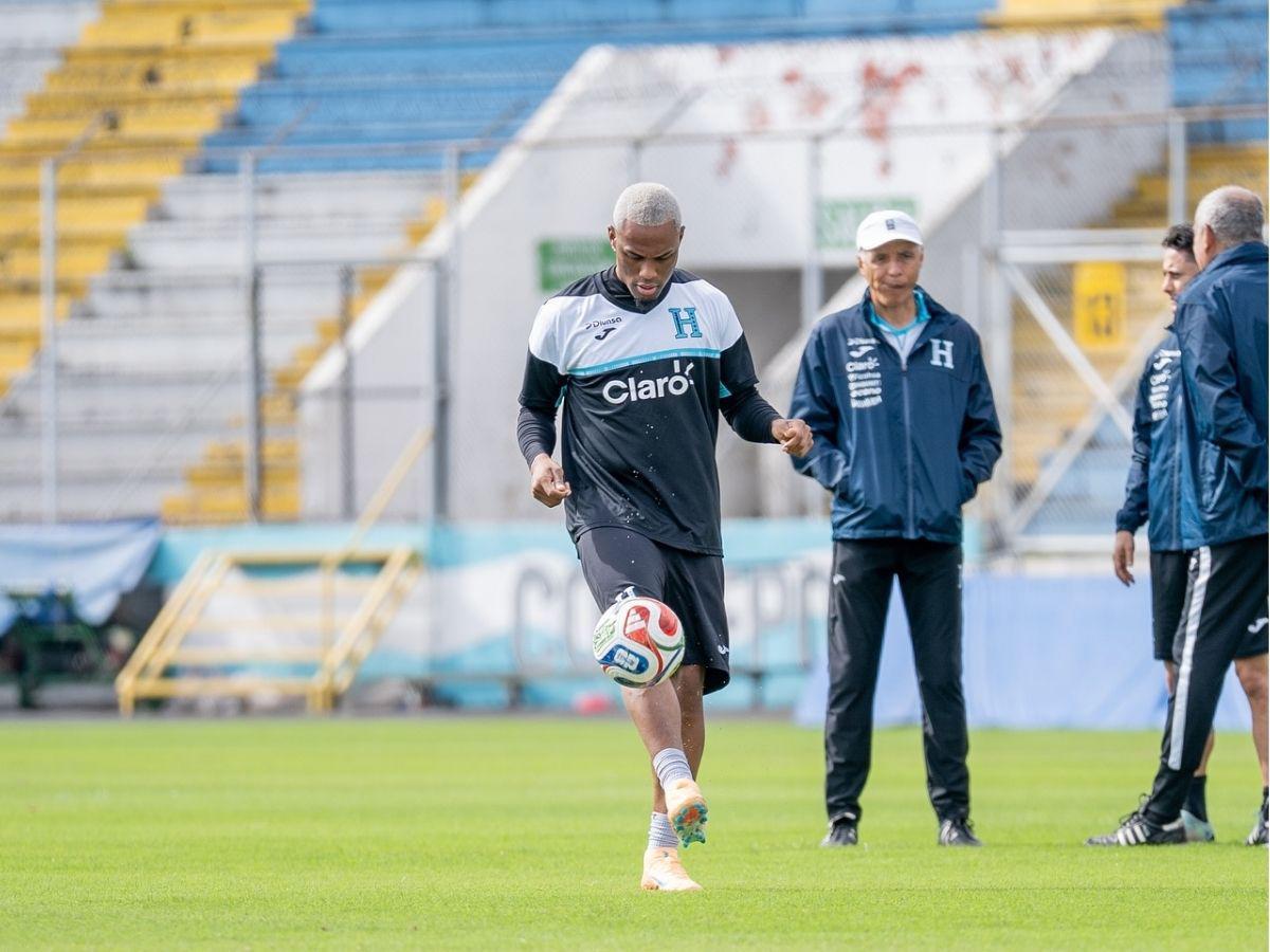¿Pelones? Palma sorprende en entreno de Honduras antes de enfrentar a Costa Rica