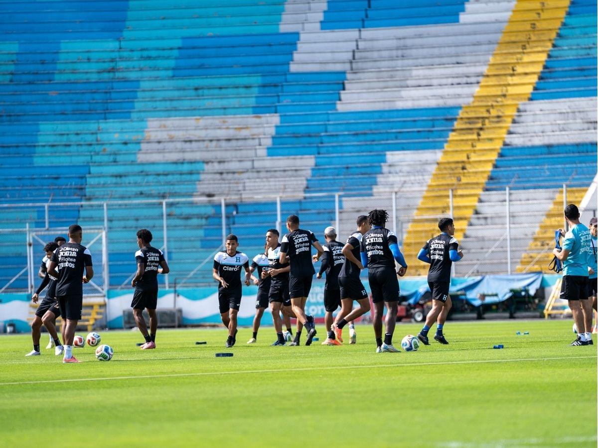 ¿Pelones? Palma sorprende en entreno de Honduras antes de enfrentar a Costa Rica