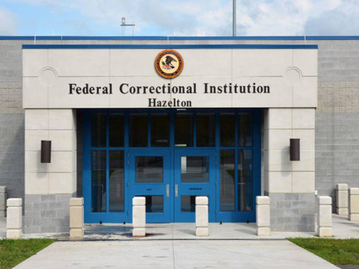 Ana García publica fotos inéditas de la liberación de JOH de la cárcel en EE UU