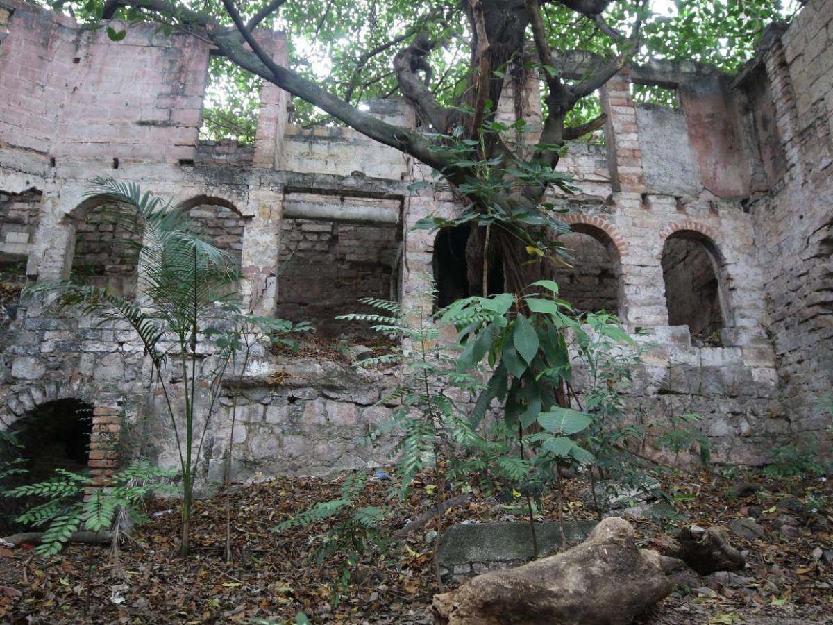 ¿Cómo se vería el Castillo Bellucci si fuera restaurado?