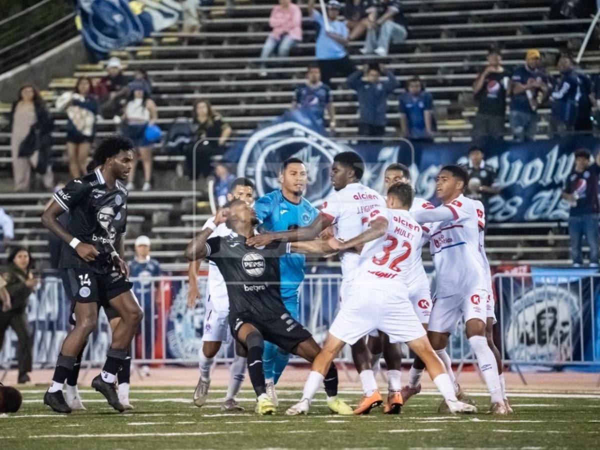 Fotos: Jugadores de Motagua y Olimpia protagonizan zafarrancho en EE UU