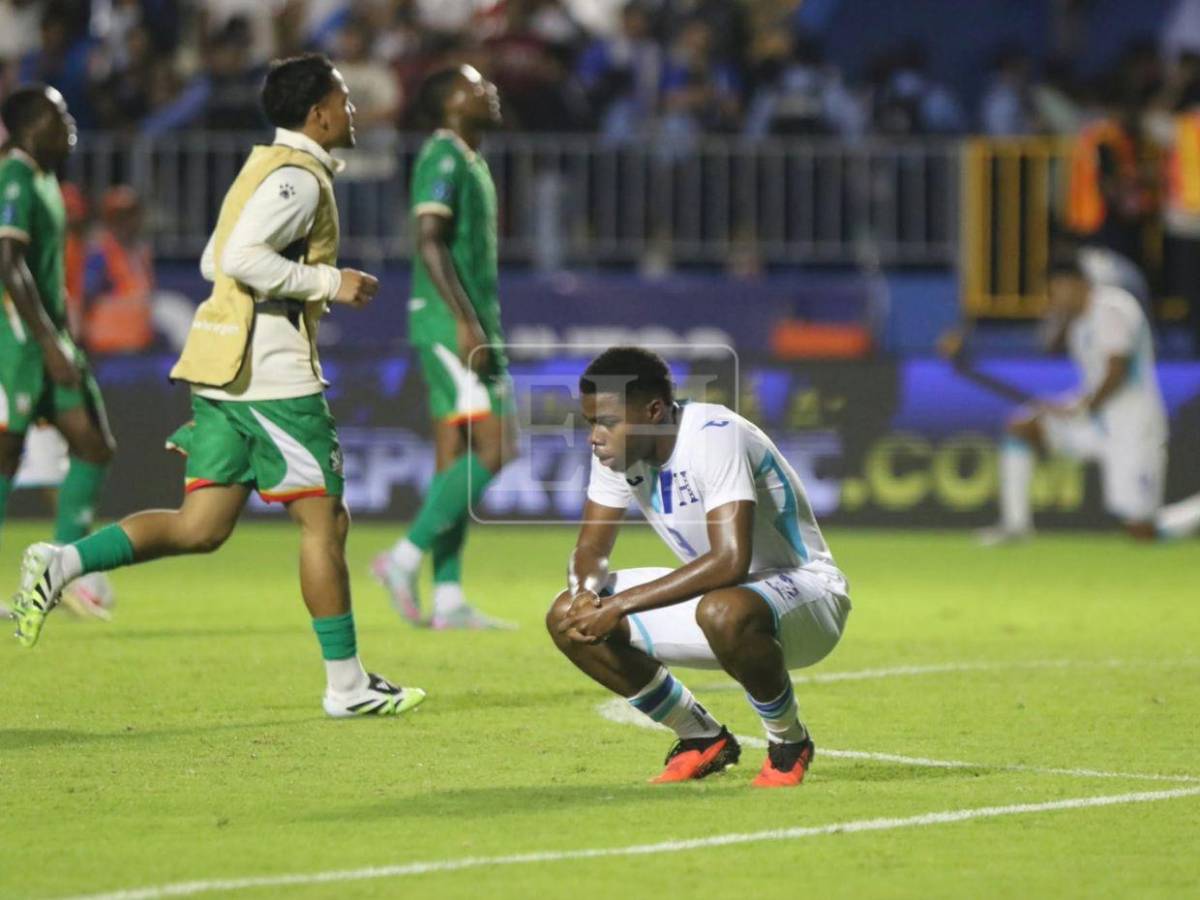 Debacle de Honduras vs Surinam: silbidos de la afición, tristeza y lágrimas catrachas