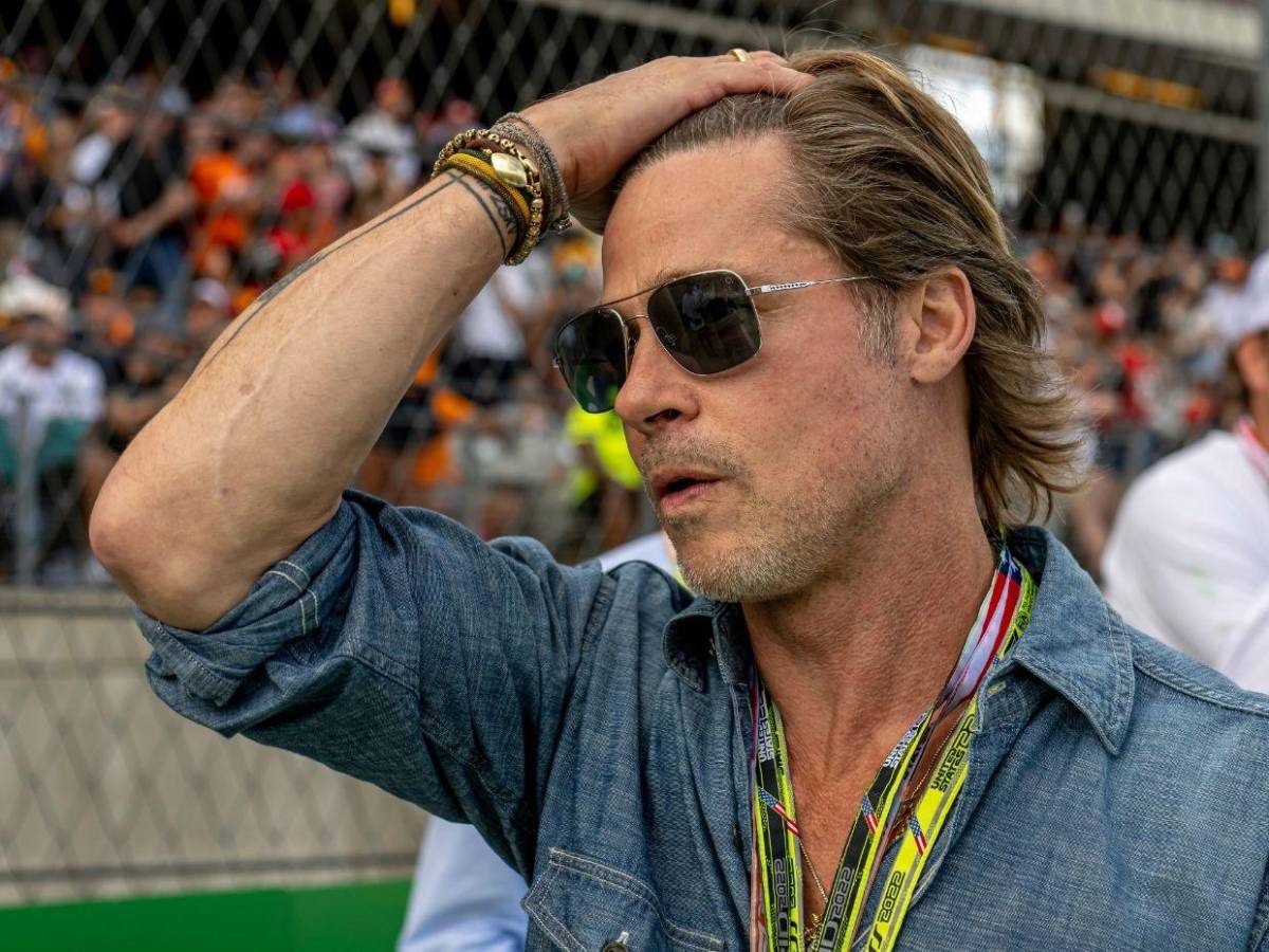 Mujer creyó tener una relación con Brad Pitt y fue a esperarlo al aeropuerto