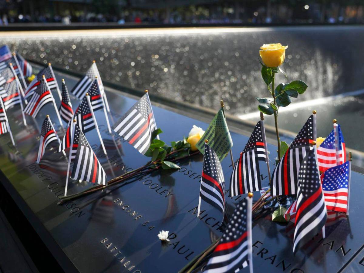Nueva York recuerda a sus muertos en la tragedia de las Torres Gemelas hace 24 años