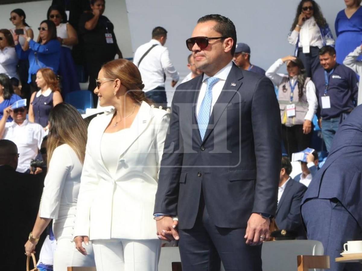 Sobrios y elegantes: los presidentes de los poderes del Estado en desfiles patrios