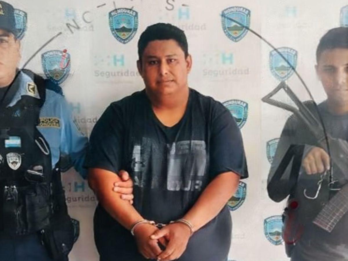 Dejó a los niños hasta quedarse solo con estudiante: conductor de bus escolar en Choloma es acusado de abuso