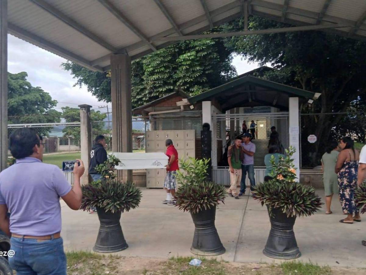 La pequeña Mabelyn Rodríguez fue atropellada tras salir a esperar el bus de su madre