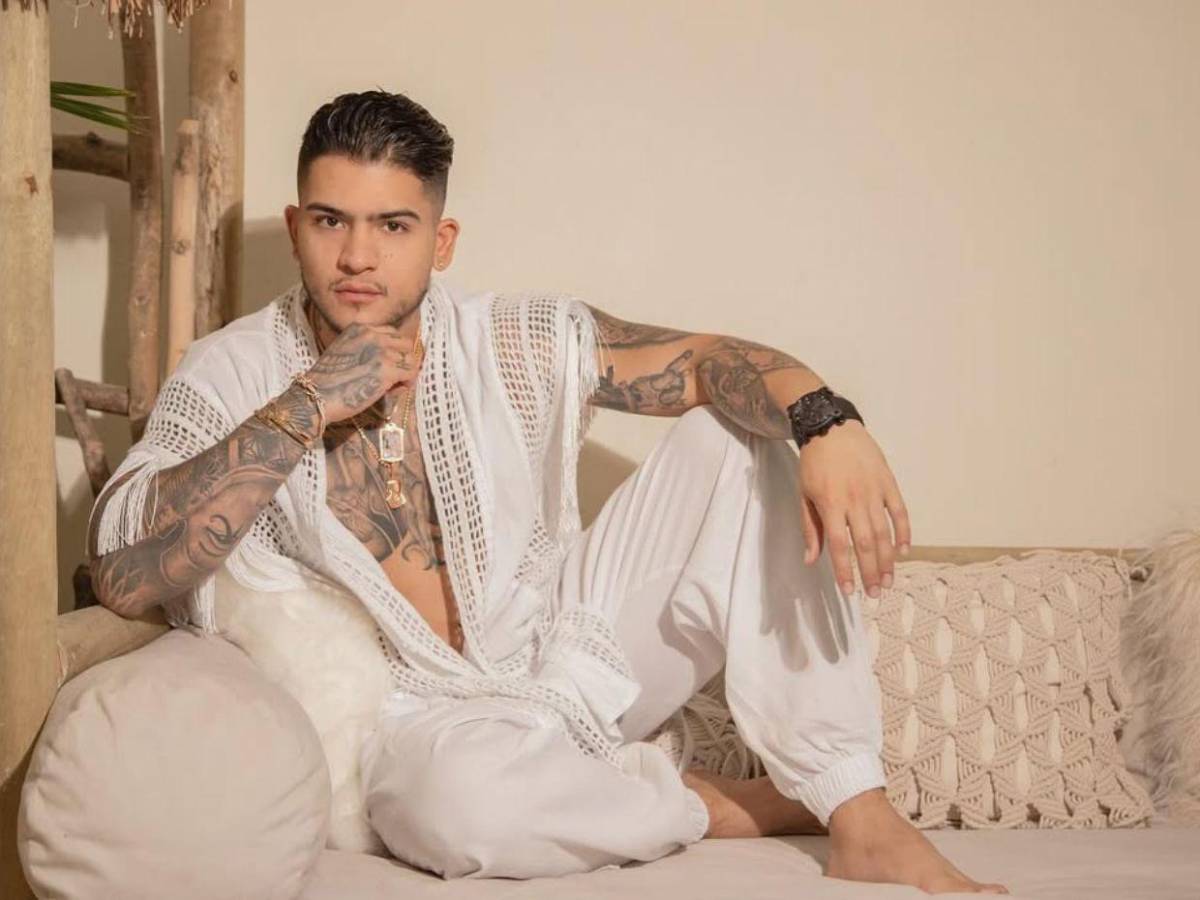 ¿Quién es B King, el cantante por el que Petro pide ayuda a Sheinbaum?