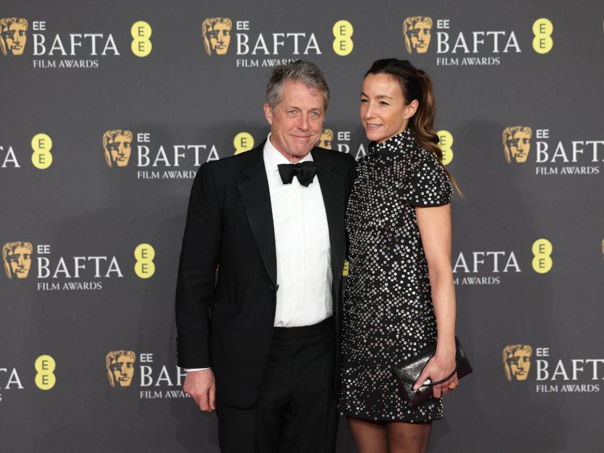 Del rompecorazones al psicópata en pantalla: así ha evolucionado Hugh Grant