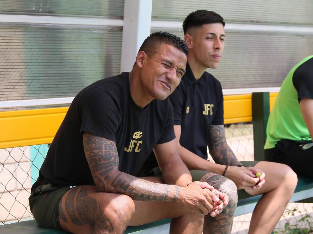 ¿Quién es la hermosura que robó suspiros? El ambientazo en partido por el descenso en Olancho