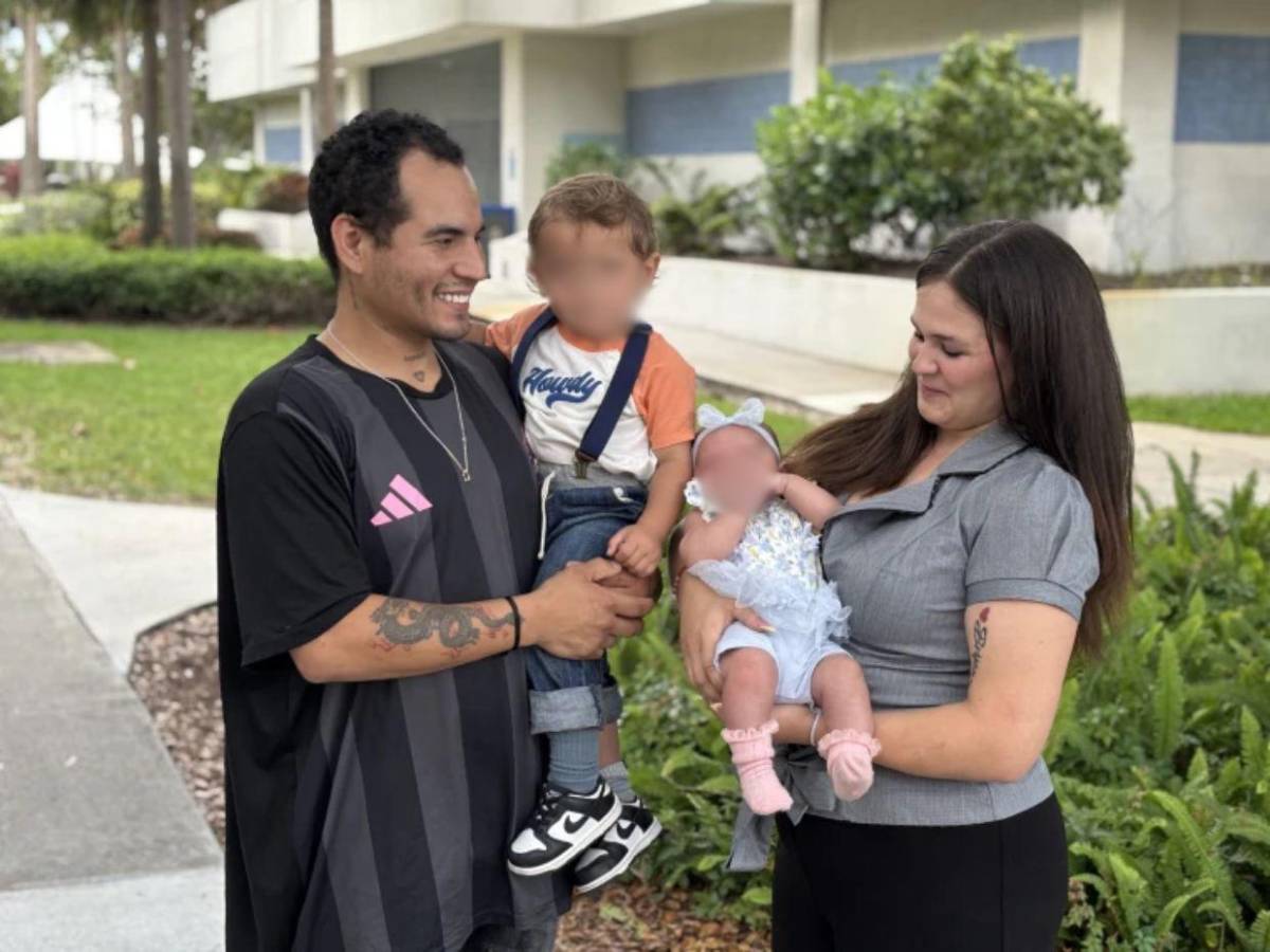 Migrante quiso cumplir el sueño de su esposa de conocer a Trump y fue detenido por ICE