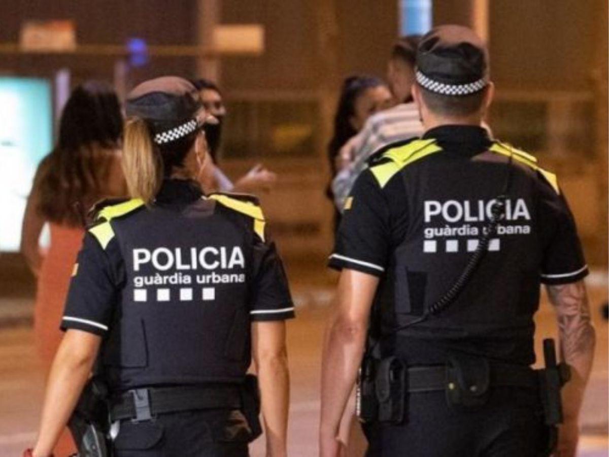 Policía detiene a 25 miembros de grupo de hinchas violentos del FC Barcelona