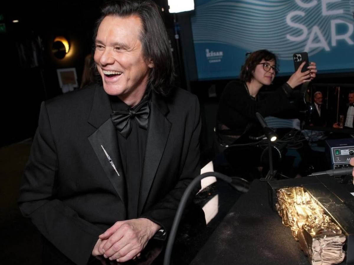 Jim Carrey ¿clon, doble o el actor de siempre? La última conspiración en redes sociales