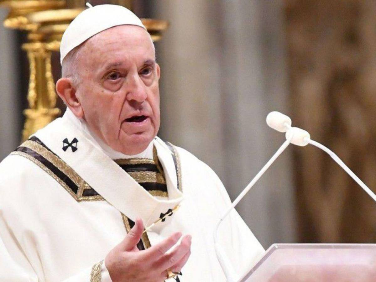 El papa pide mesura ante una situación “cada vez más preocupante” en Ucrania