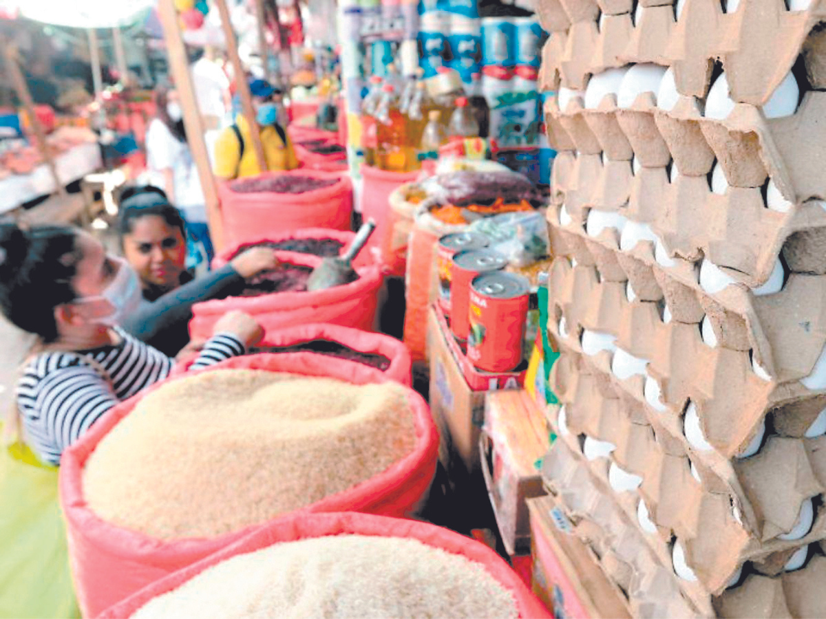 La canasta básica de 30 alimentos aumentó en noviembre a L 12,174