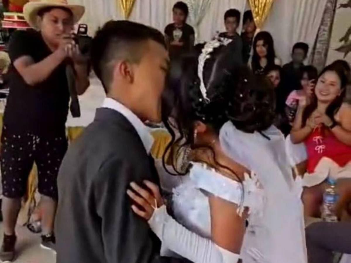 Así fue la boda simbólica entre dos menores en Guerrero, México