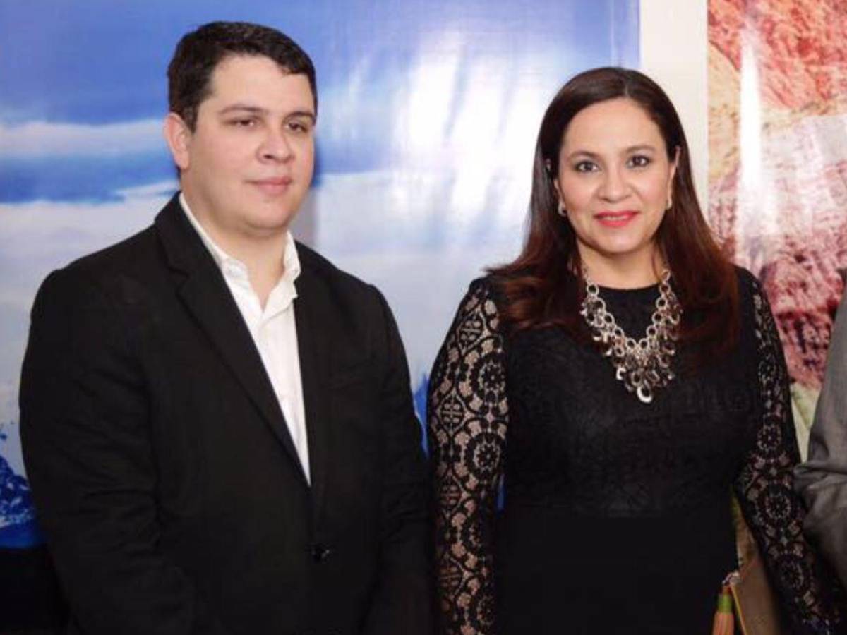 La familia de Ana García, la precandidata nacionalista y ex primera dama de Honduras