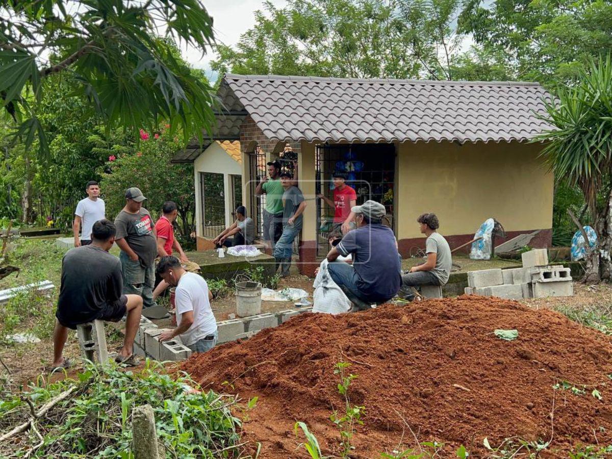 Vomitaron sangre: qué se sabe sobre las siete muertes por “alcohol adulterado” en Atlántida