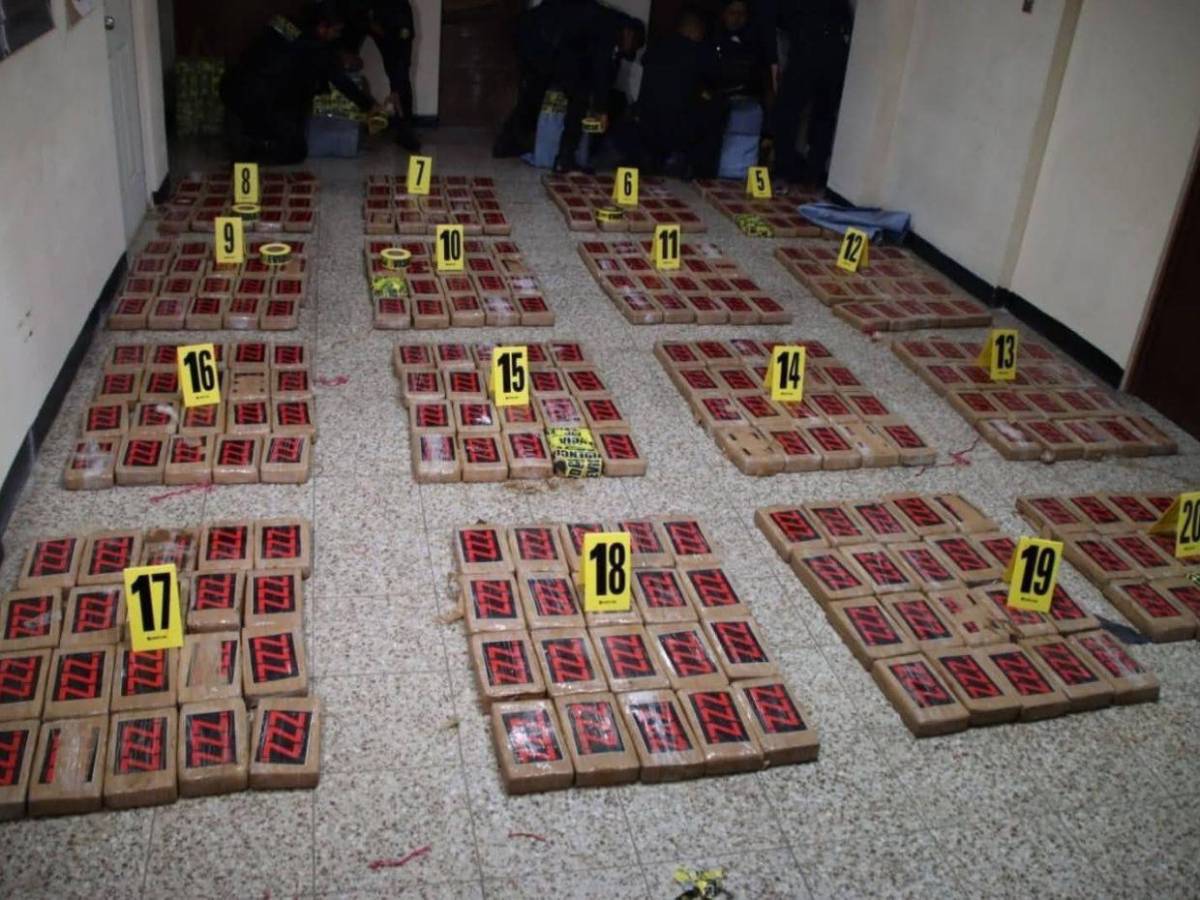 ¿Quién es la ex candidata de belleza capturada junto a narcos y con droga en Guatemala?