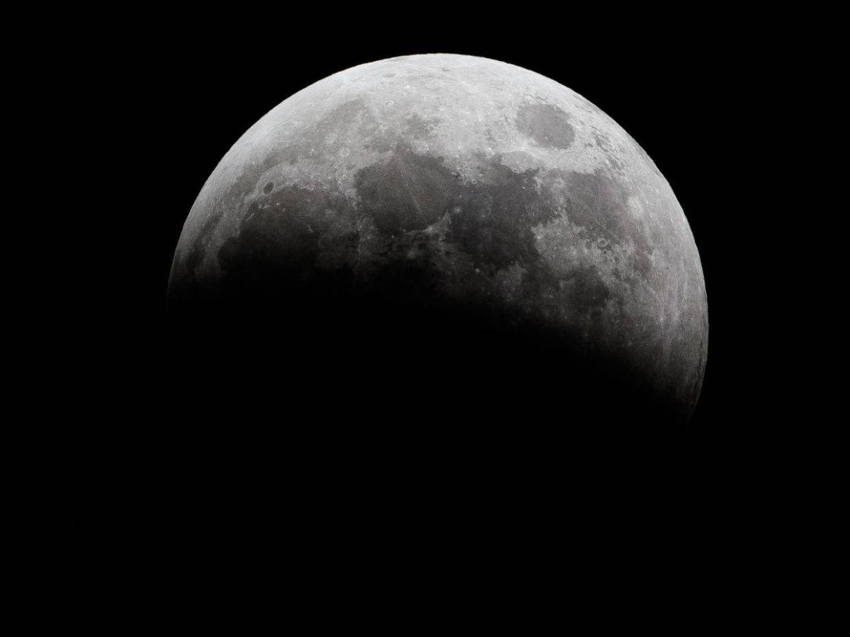 ¡Hermoso! Así se vio el eclipse lunar en Honduras y en otras partes del mundo