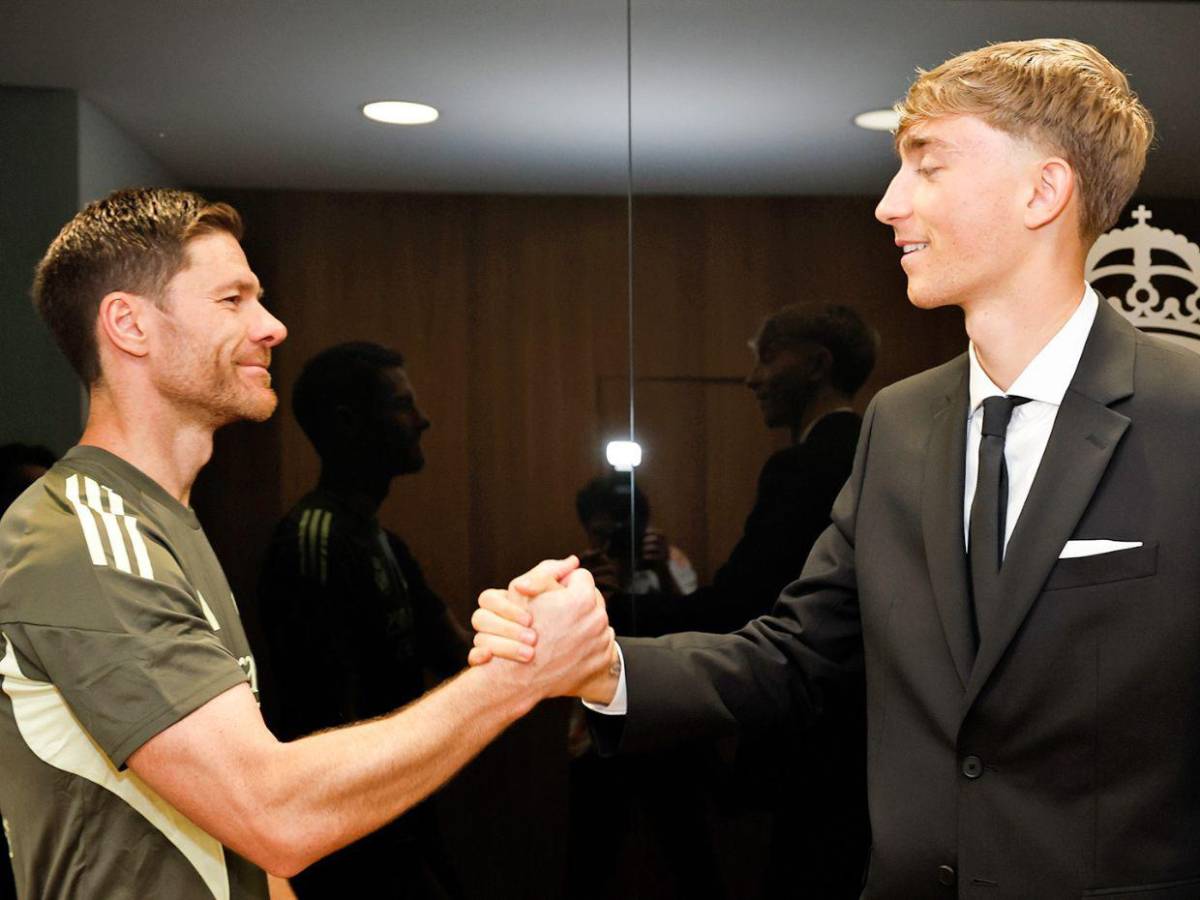 ¿Quién es Dean Huijsen, el defensa más caro fichado por el Real Madrid?