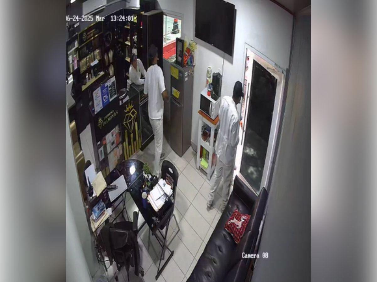 Con oxígeno y una sonda: así se encuentra el guardia que fue tiroteado por asaltantes vestidos de médicos