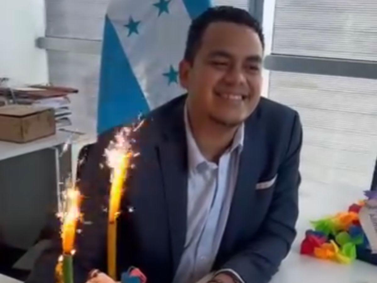 Le dieron pasajes aéreos y viáticos: ¿a qué países viajó Rider Cálix con L1.2 millones de Sedesol?