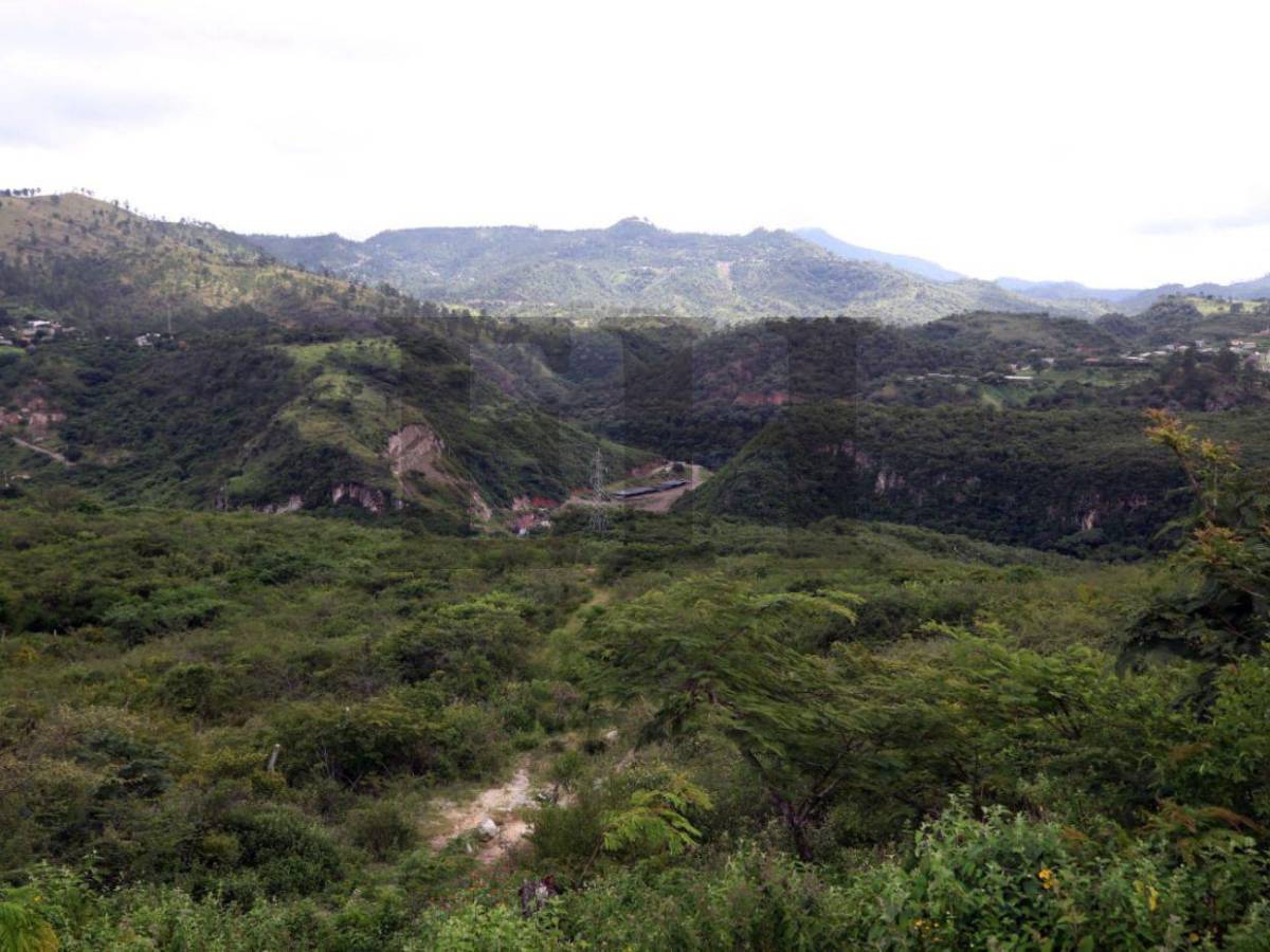 En total abandono: así está la construcción de la represa San José de la capital