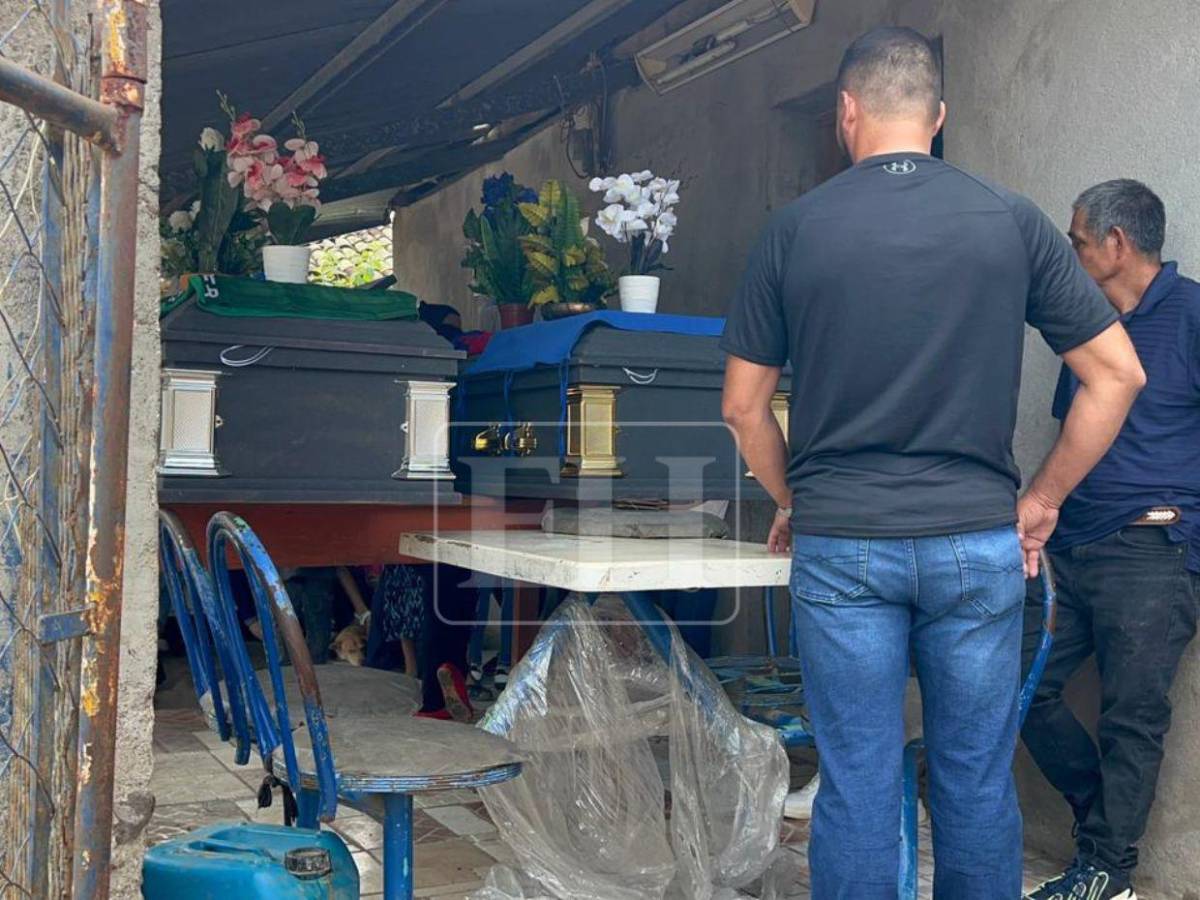 Ataúd tras ataúd: familias destrozadas se despiden de las víctimas del accidente en Santa Bárbara