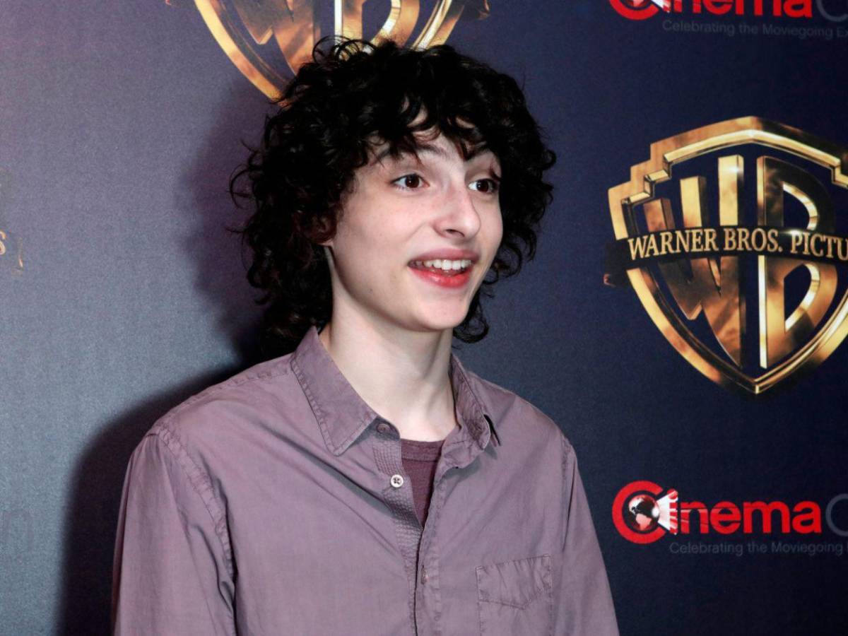 A sus 22 años y millonario, actor de Stranger Things sigue viviendo con sus padres: esta es la razón